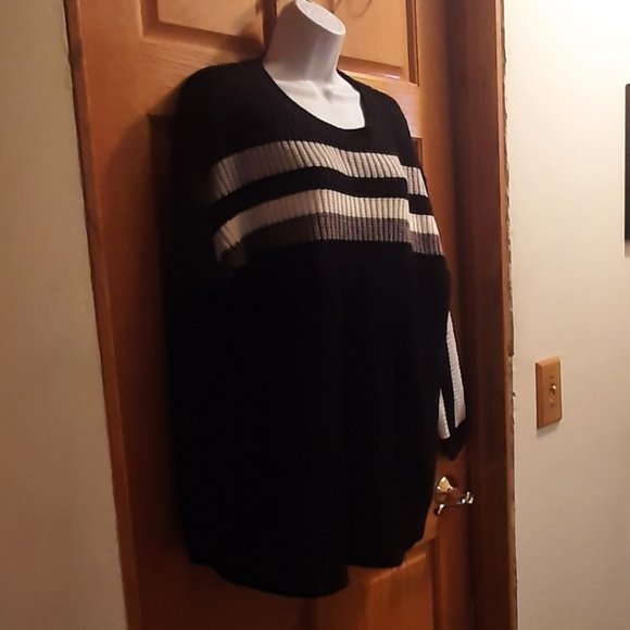 Heavy Weight Sweater - Picture 4 of 6